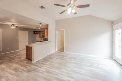 10537 Splitridge Court, Fort Worth, TX 76108 - Photo 14