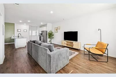 5712 Shore Point Trail, Fort Worth, TX 76119 - Photo 4