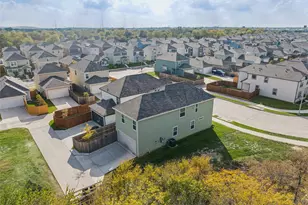 5712 Shore Point Trl, Fort Worth, TX 76119 - Photo 38