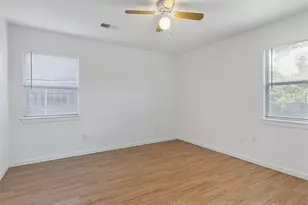 3960 Lively Ln, Dallas, TX 75220 - Photo 14