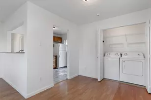 3960 Lively Ln, Dallas, TX 75220 - Photo 8