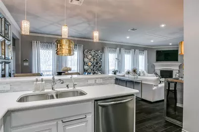 4295 Indian Run Drive, Carrollton, TX 75010 - Photo 10