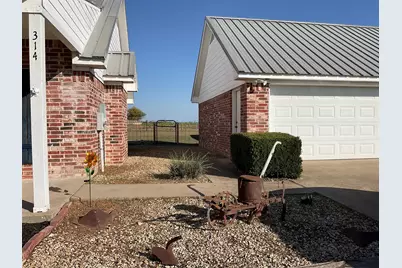 314 Jackson Heights, Lorena, TX 76655 - Photo 4