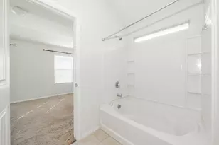 8324 Windsor Forest Dr, Fort Worth, TX 76120 - Photo 32