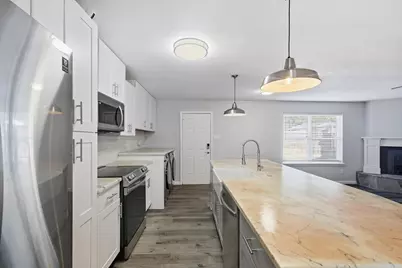 109 N Heights Drive, Crowley, TX 76036 - Photo 8