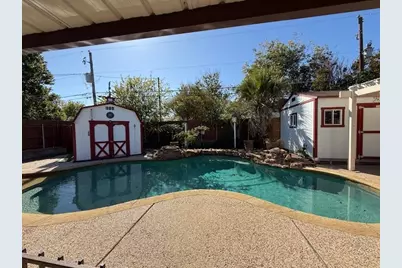 721 NW Ann Lois Lane, Burleson, TX 76028 - Photo 14