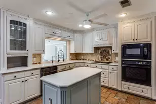 721 NW Ann Lois Ln, Burleson, TX 76028 - Photo 10