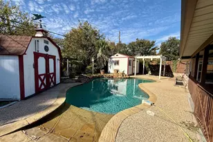 721 NW Ann Lois Ln, Burleson, TX 76028 - Photo 12