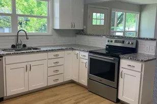 417 W 8th St, Bonham, TX 75418 - Photo 4