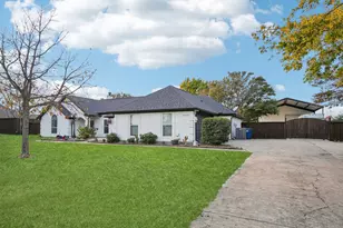 10072 Manor Way, Forney, TX 75126 - Photo 2