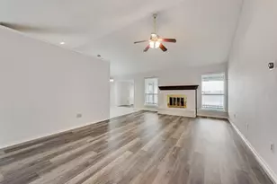 1317 Lakeshore Dr, Irving, TX 75060 - Photo 10