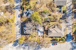 428 N Denton St, Gainesville, TX 76240 - Photo 38