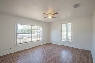 428 N Denton St, Gainesville, TX 76240 - Photo 4