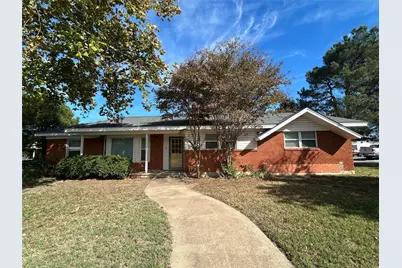 1608 Fisher Street, Goldthwaite, TX 76844 - Photo 1