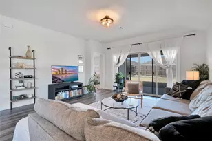 1817 Berry Rdg Trl, Aubrey, TX 76227 - Photo 4