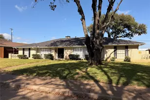 4737 Thunder Rd, Dallas, TX 75244 - Photo 2