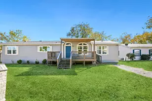 5357 Chief Ct, Granbury, TX 76048 - Photo 8