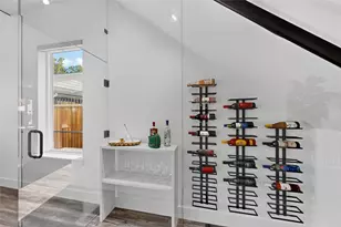 602 Martinique Ave, Dallas, TX 75223 - Photo 6