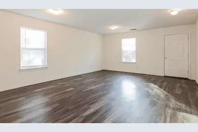 2721 Gibbons Street, Greenville, TX 75401 - Photo 6