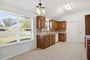 2808 Weylene Paseo, Granbury, TX 76049 - Photo 8