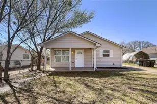 801 N 8th Ave, Denison, TX 75021 - Photo 1