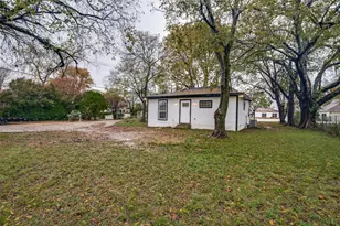 307 W Brown St, Wylie, TX 75098 - Photo 4