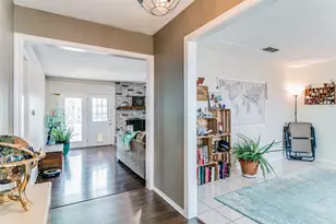 1000 Sherwood Dr, Bedford, TX 76022 - Photo 4