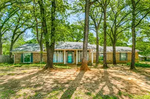 1000 Sherwood Dr, Bedford, TX 76022 - Photo 1