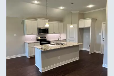 907 Hardaway, Greenville, TX 75402 - Photo 2