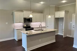 907 Hardaway, Greenville, TX 75402 - Photo 2