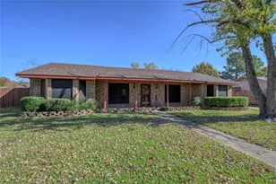 3205 Mimosa Dr, Sherman, TX 75092 - Photo 2