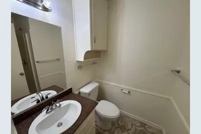 762 E Pecan Street, Hurst, TX 76053 - Photo 16