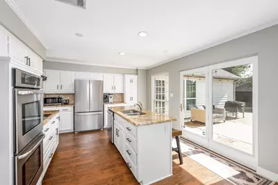 10002 Hickory Crossing, Dallas, TX 75243 - Photo 10