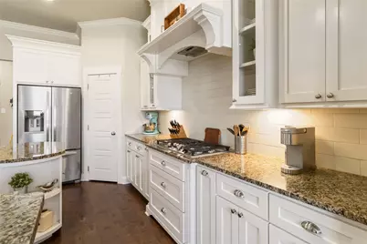 507 Stone Canyon Drive, Waco, TX 76657 - Photo 10