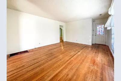 1420 Broadway Street, Denton, TX 76201 - Photo 4