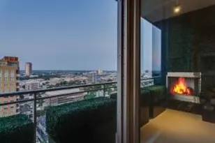 2900 McKinnon St, Dallas, TX 75201 - Photo 34