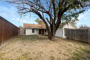 1426 Whiteoak Dr, Garland, TX 75040 - Photo 24