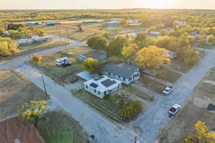 801 W Wheeler St, Breckenridge, TX 76424 - Photo 24
