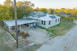 801 W Wheeler St, Breckenridge, TX 76424 - Photo 6