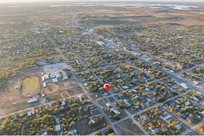 801 W Wheeler Street, Breckenridge, TX 76424 - Photo 26