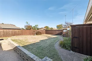 1422 Tierra Calle, Carrollton, TX 75006 - Photo 26