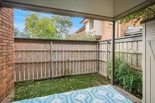 2804 Escada Dr, Farmers Branch, TX 75234 - Photo 18