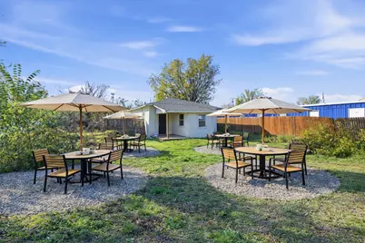 509 E 3rd Street, Lancaster, TX 75146 - Photo 38