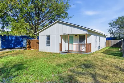 509 E 3rd Street, Lancaster, TX 75146 - Photo 2