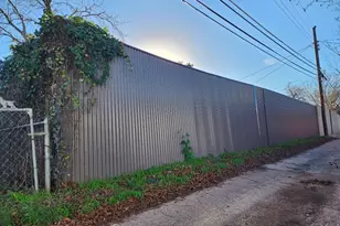 8715 Fairhaven Ln, Dallas, TX 75227 - Photo 12