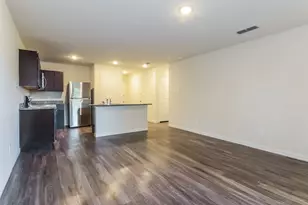 2907 Texas St, Greenville, TX 75401 - Photo 6