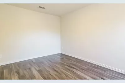 2907 Texas Street, Greenville, TX 75401 - Photo 12