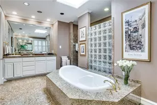 5927 Lindenshire Ln, Dallas, TX 75230 - Photo 14