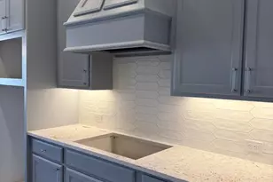 906 Perrin Ln, Van Alstyne, TX 75495 - Photo 8