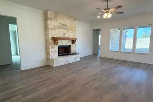 906 Perrin Ln, Van Alstyne, TX 75495 - Photo 6